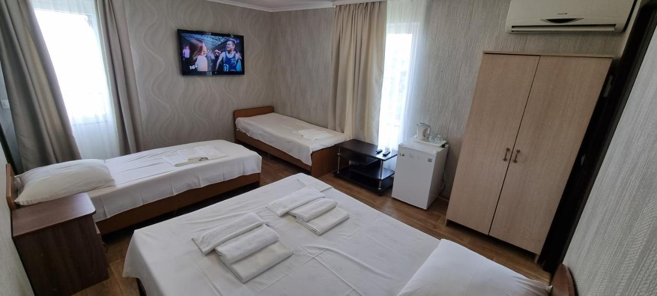 Ривер Гагра Hotel Bagian luar foto