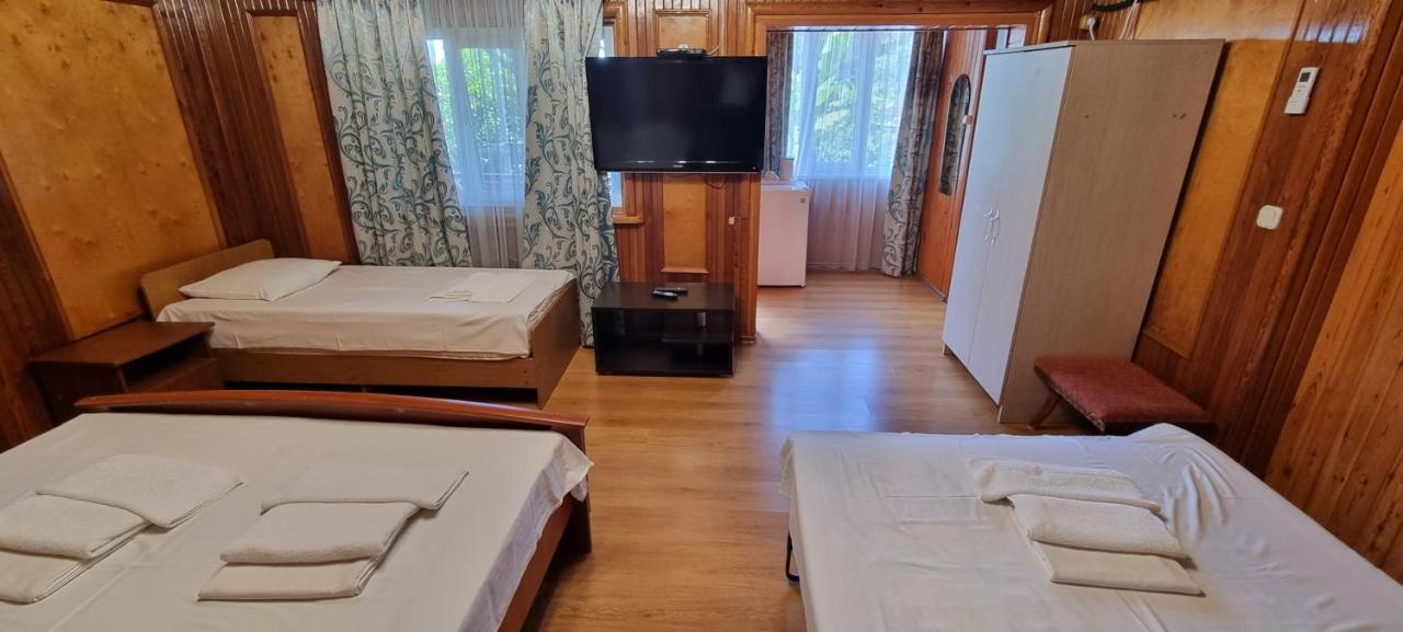 Ривер Гагра Hotel Bagian luar foto